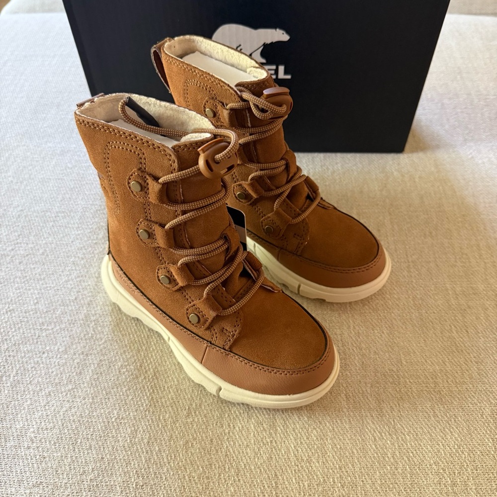 New Sorel Kids Suede Explorer Lace-Up Boots